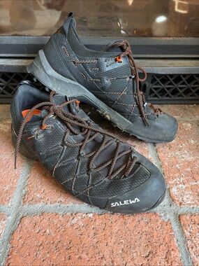 Salewa Wildfire 2 Men's Black Athletic Hiking Shoes SZ 9.5 EU 42.5